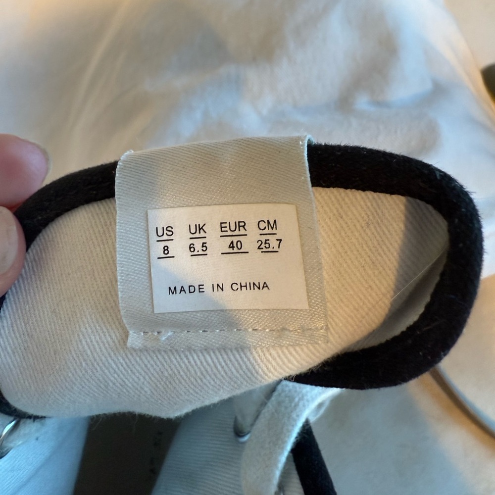 Isabel Marant Benkeen Lace-Up Sneakers - Picture 10 of 10